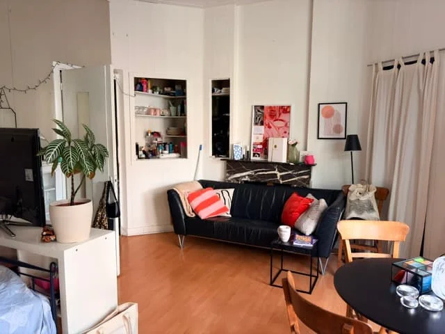 Foto van de Kamer gelegen aan de Pluimerstraat in Groningen