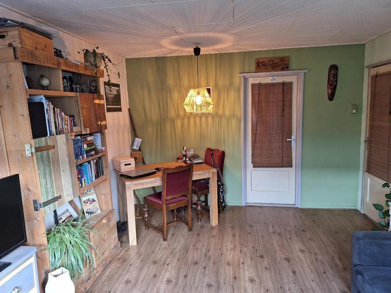 geblurde versie van de foto als achtergrond
