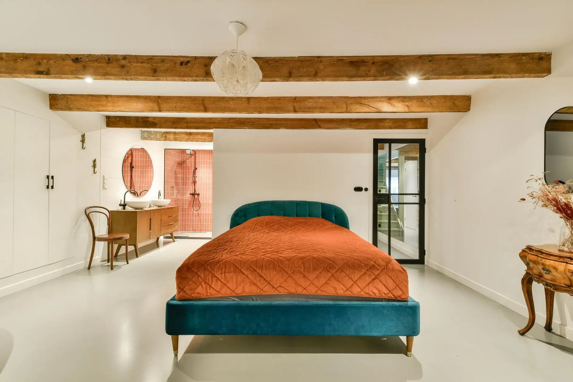 Foto van de Appartement gelegen aan de Spaarndammerstraat in Amsterdam