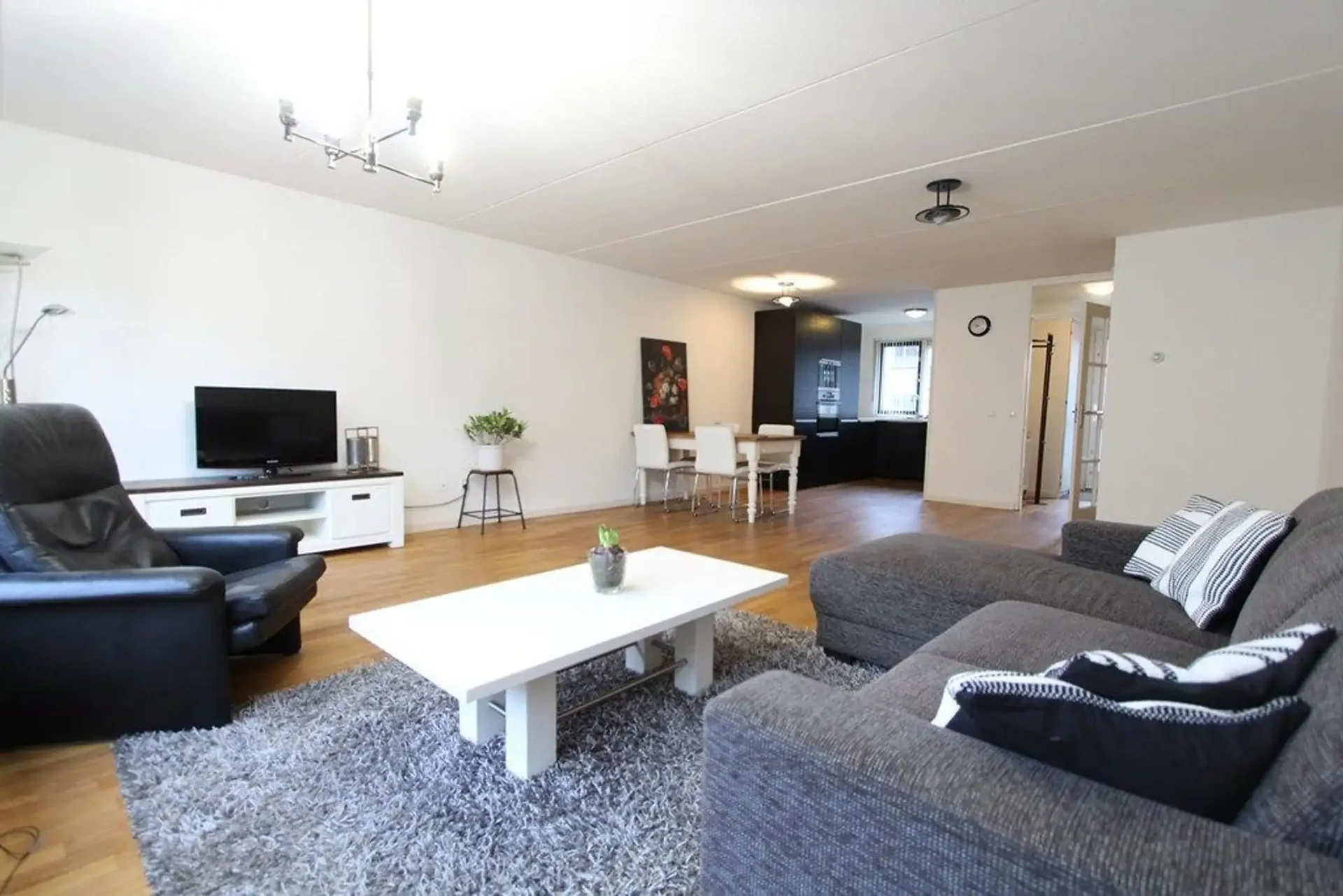 Foto van de Appartement gelegen aan de Anne de Vrieslaan in Amstelveen