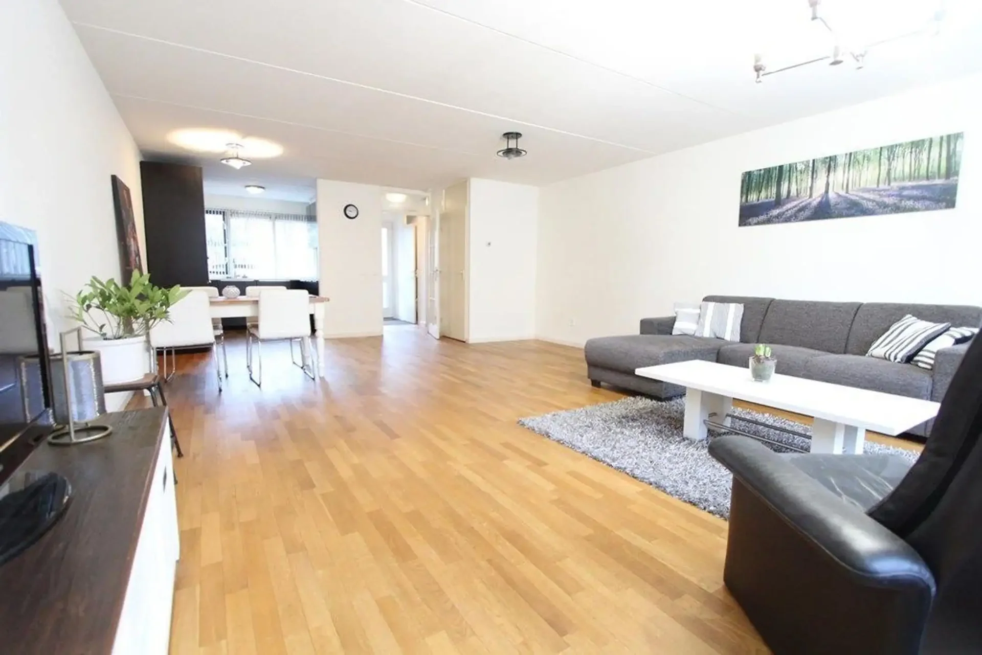 Foto van de Appartement gelegen aan de Anne de Vrieslaan in Amstelveen
