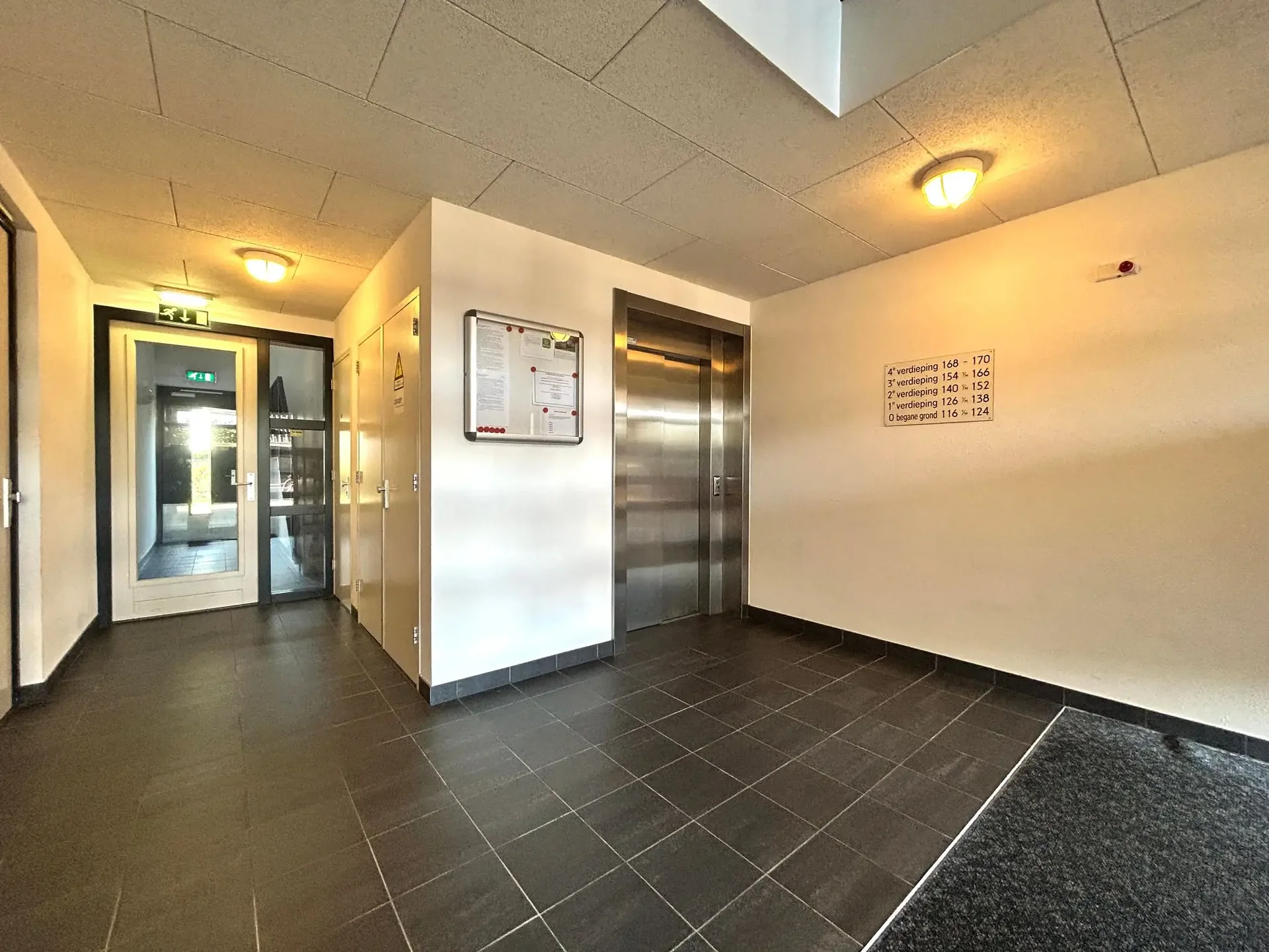 Foto van de Appartement gelegen aan de Westhove in Amstelveen