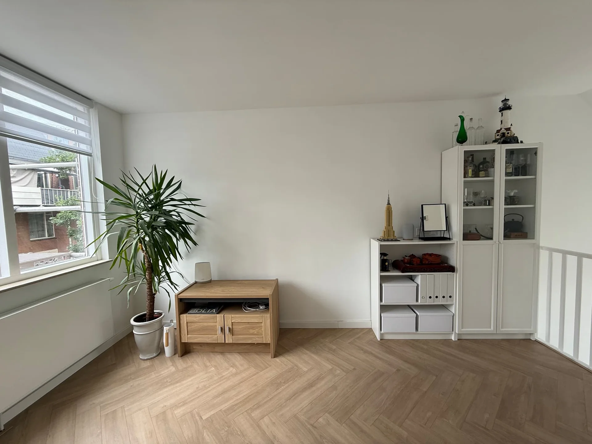 geblurde versie van de foto als achtergrond