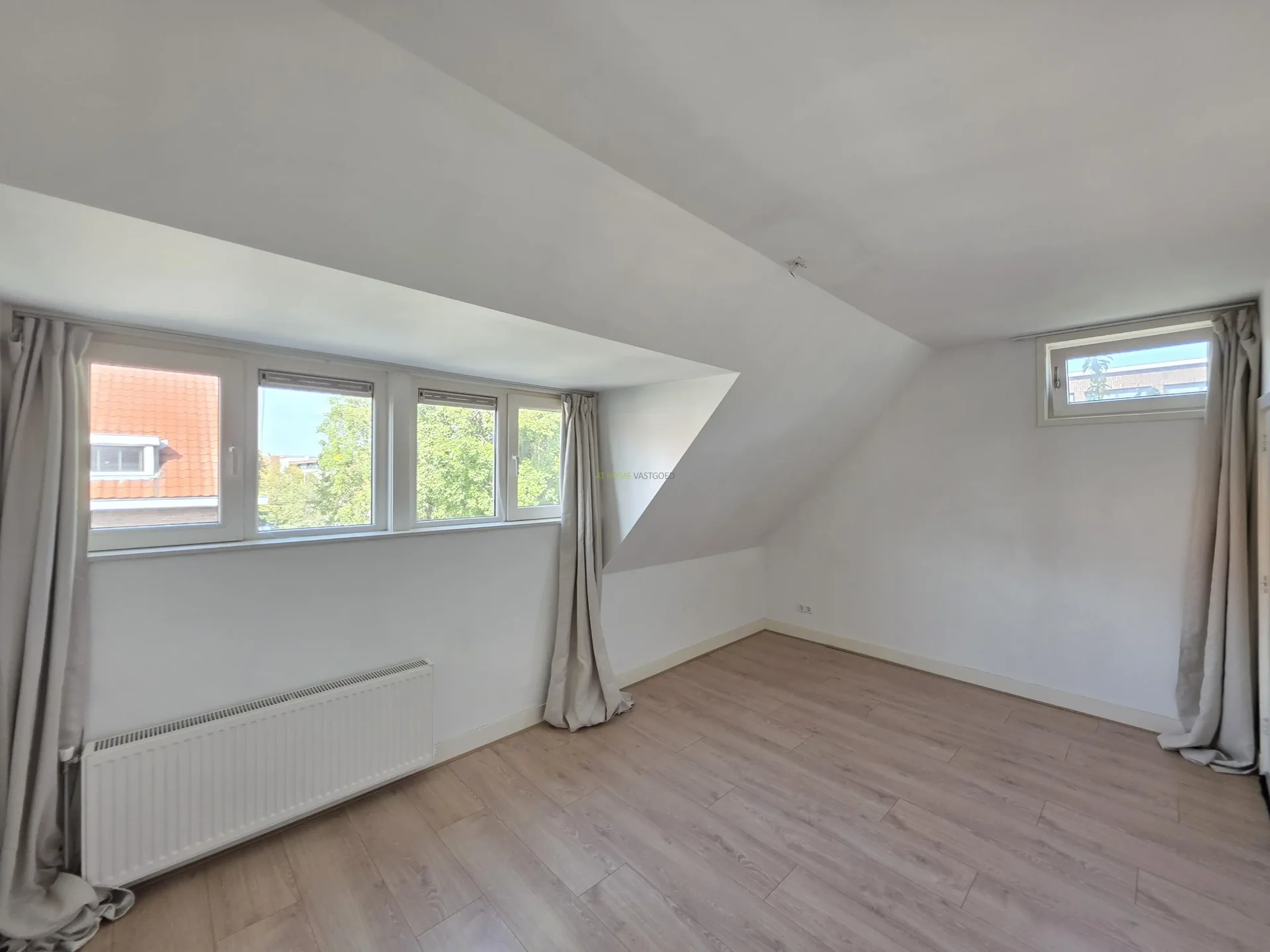 Foto van de Appartement gelegen aan de Azaleastraat in Rotterdam