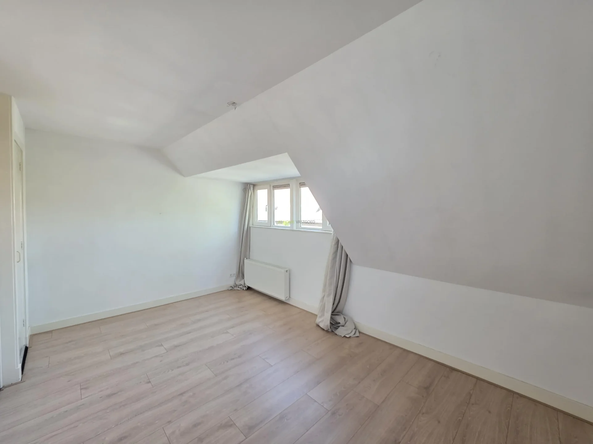 Foto van de Appartement gelegen aan de Azaleastraat in Rotterdam