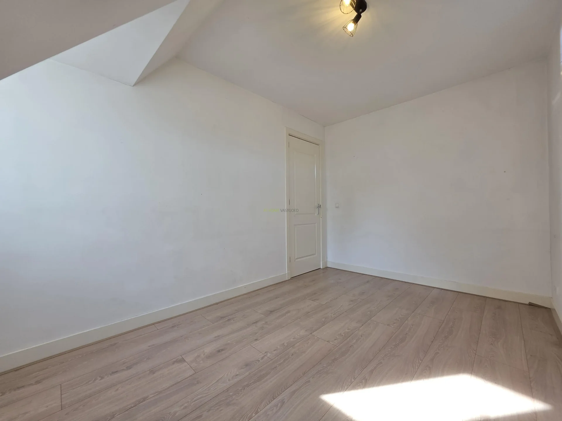 Foto van de Appartement gelegen aan de Azaleastraat in Rotterdam