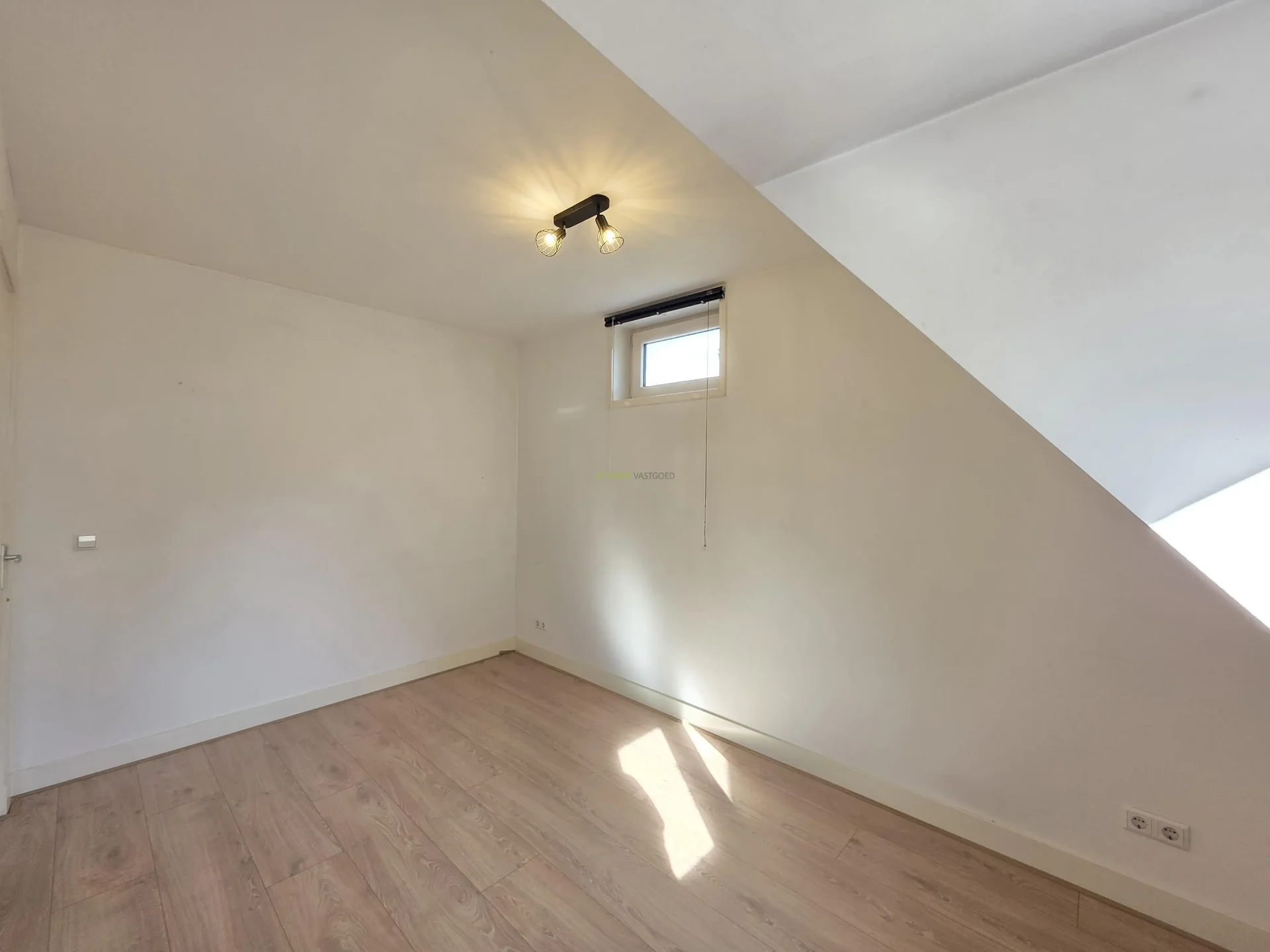 Foto van de Appartement gelegen aan de Azaleastraat in Rotterdam
