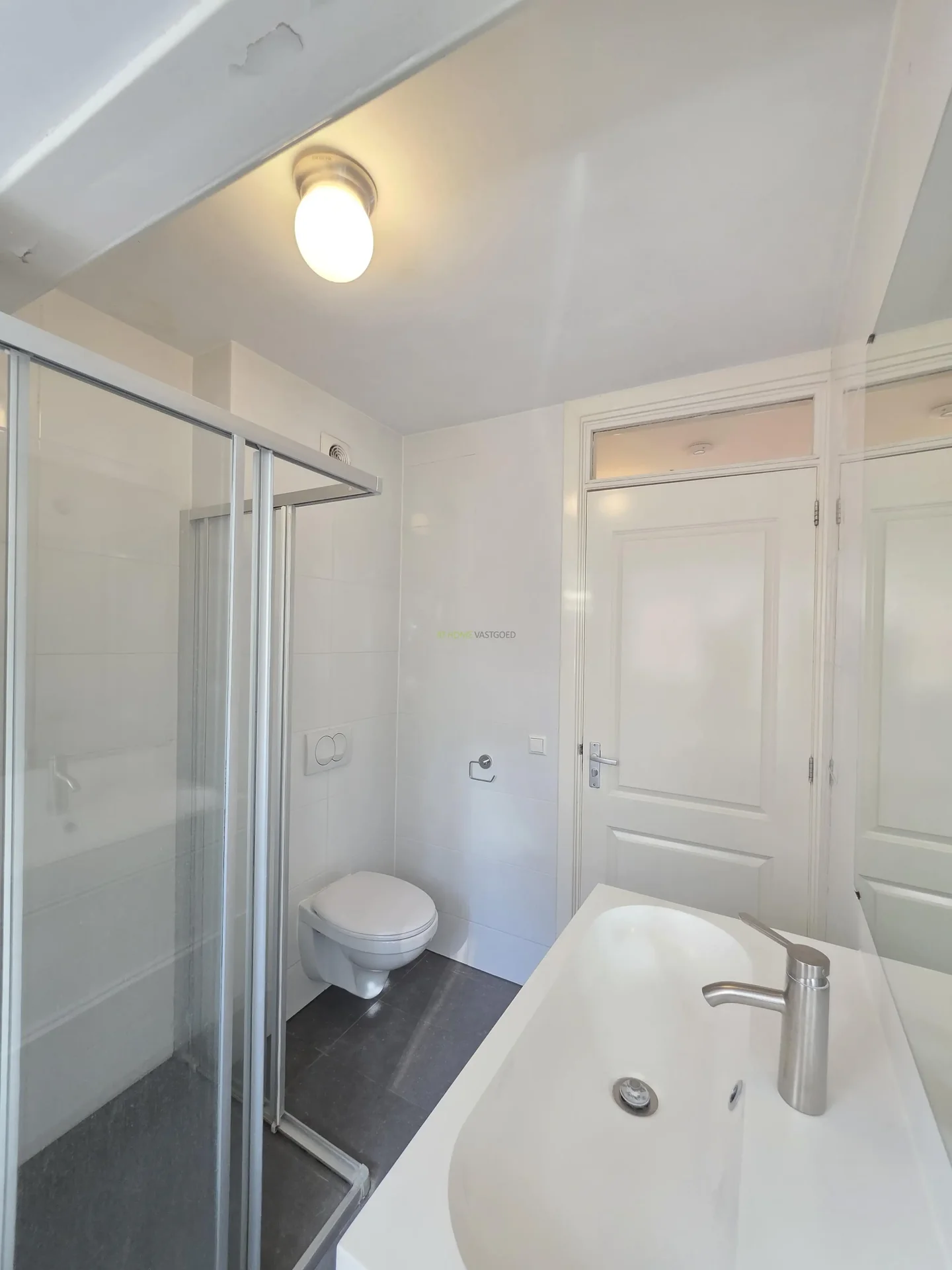 Foto van de Appartement gelegen aan de Azaleastraat in Rotterdam