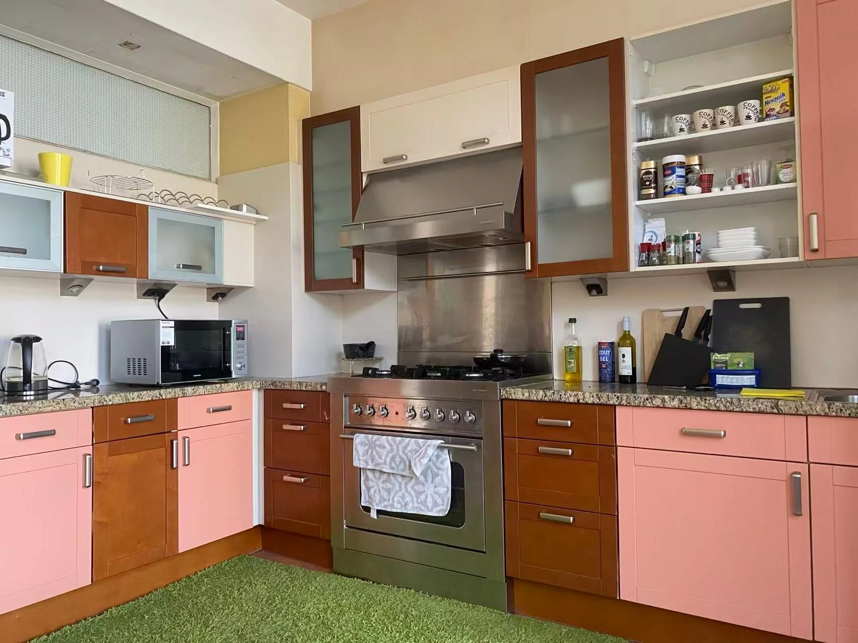 Foto van de Kamer gelegen aan de Zusterstraat in Den Haag