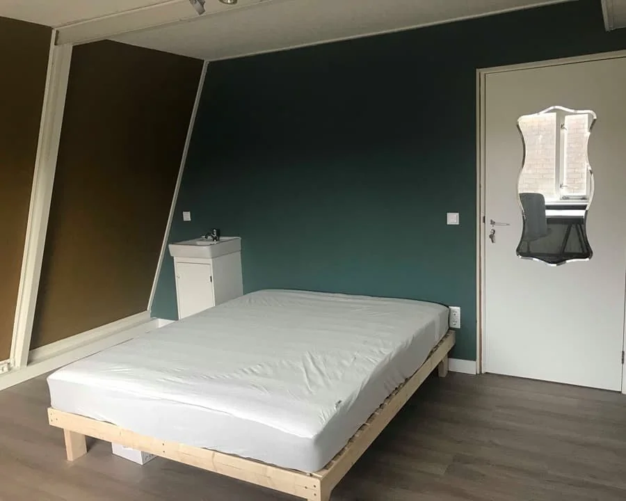 Foto van de Kamer gelegen aan de Van den Berghlaan in Hoofddorp