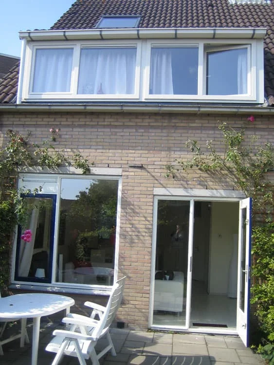 geblurde versie van de foto als achtergrond