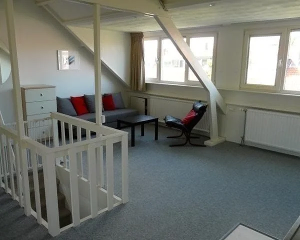Foto van de Kamer gelegen aan de Petrarcalaan in Utrecht