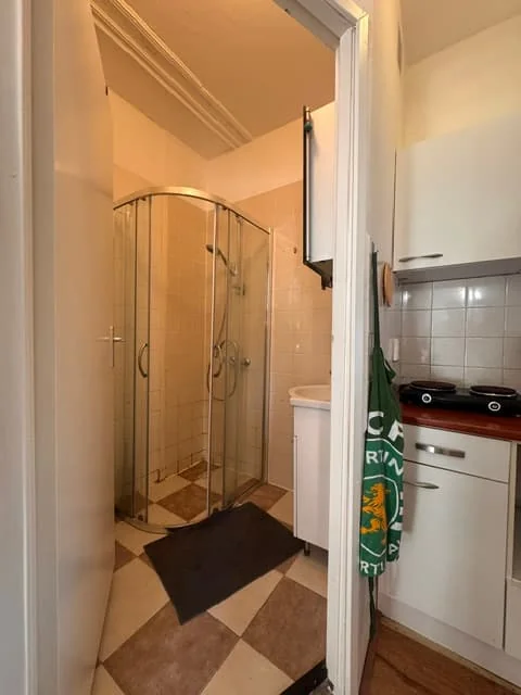 Foto van de Studio gelegen aan de Spoorsingel in Rotterdam