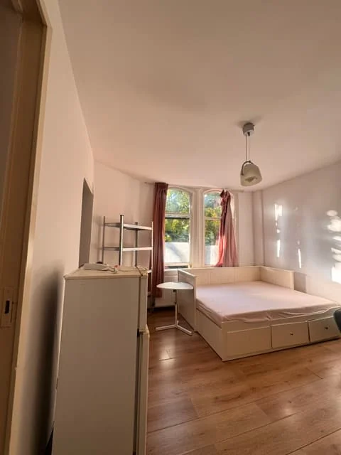 Foto van de Studio gelegen aan de Spoorsingel in Rotterdam