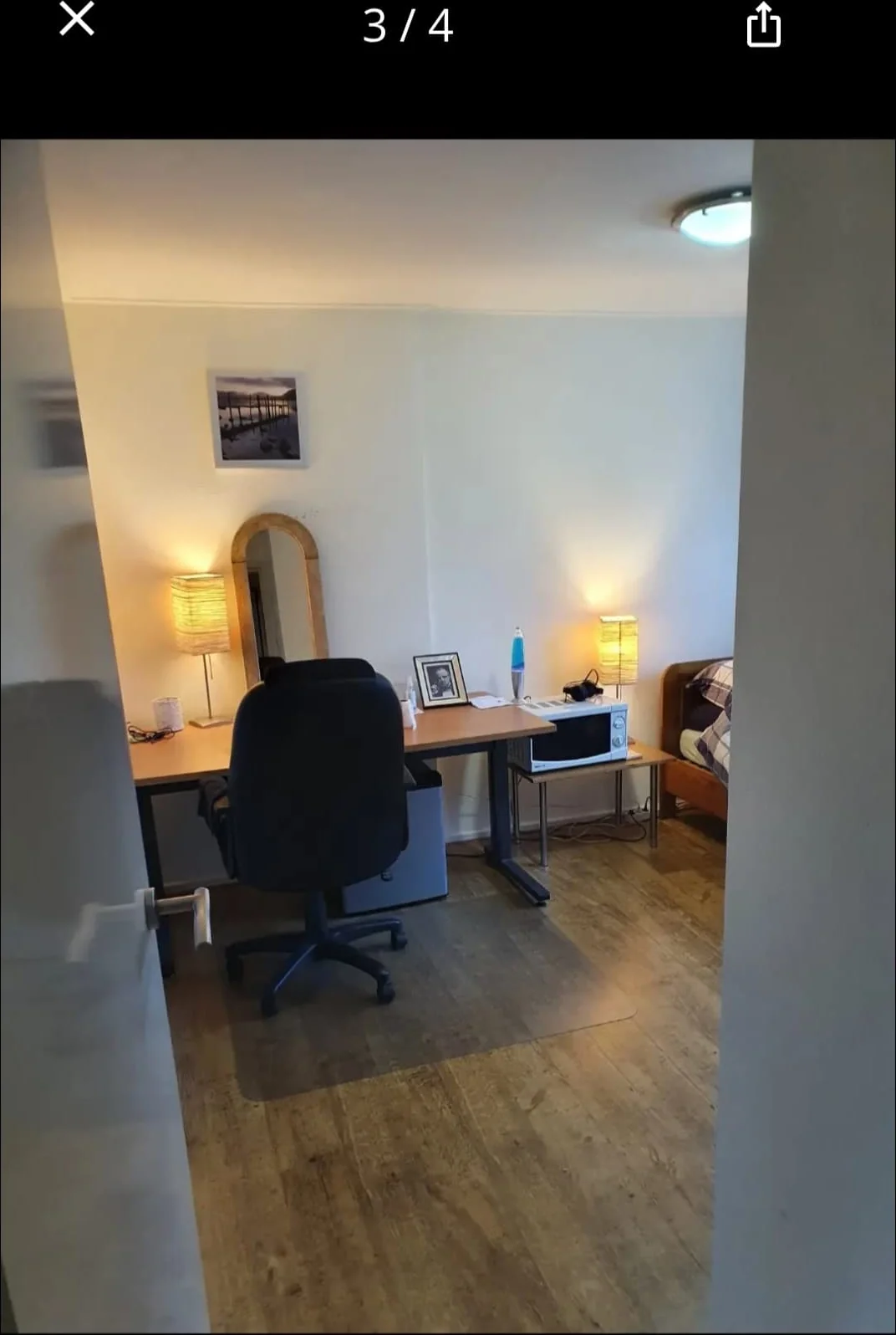 geblurde versie van de foto als achtergrond