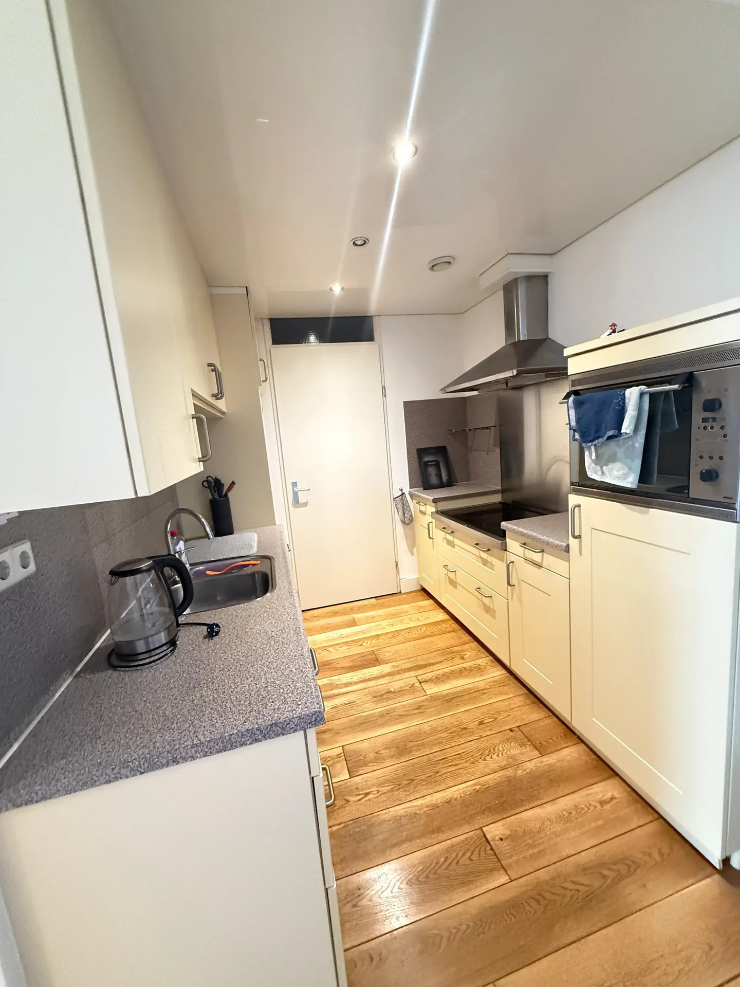 Foto van de Appartement gelegen aan de Kamerlingh Onnesstraat in Amstelveen
