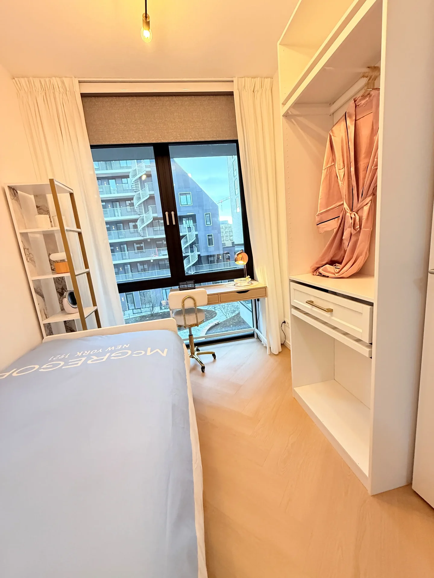 Foto van de Appartement gelegen aan de Gaudikade in Hoofddorp
