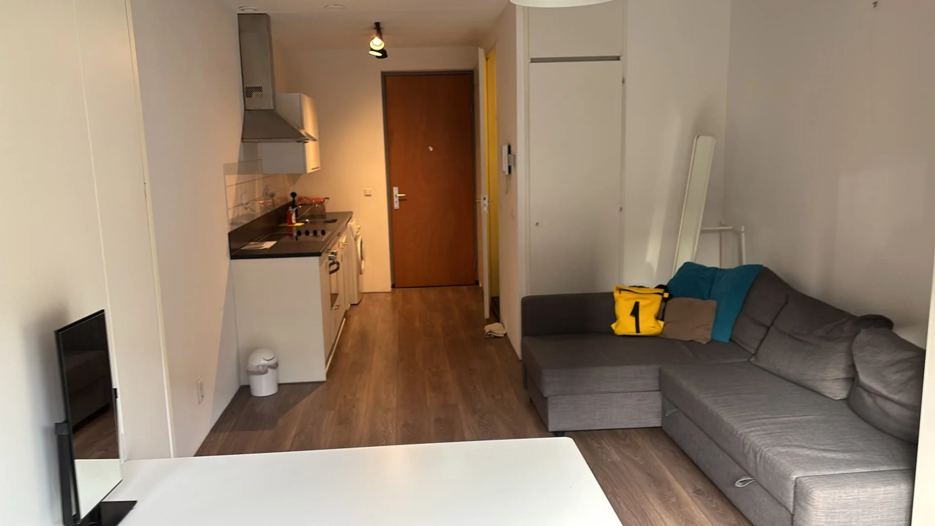Foto van de Studio gelegen aan de Welnastraat in Amsterdam
