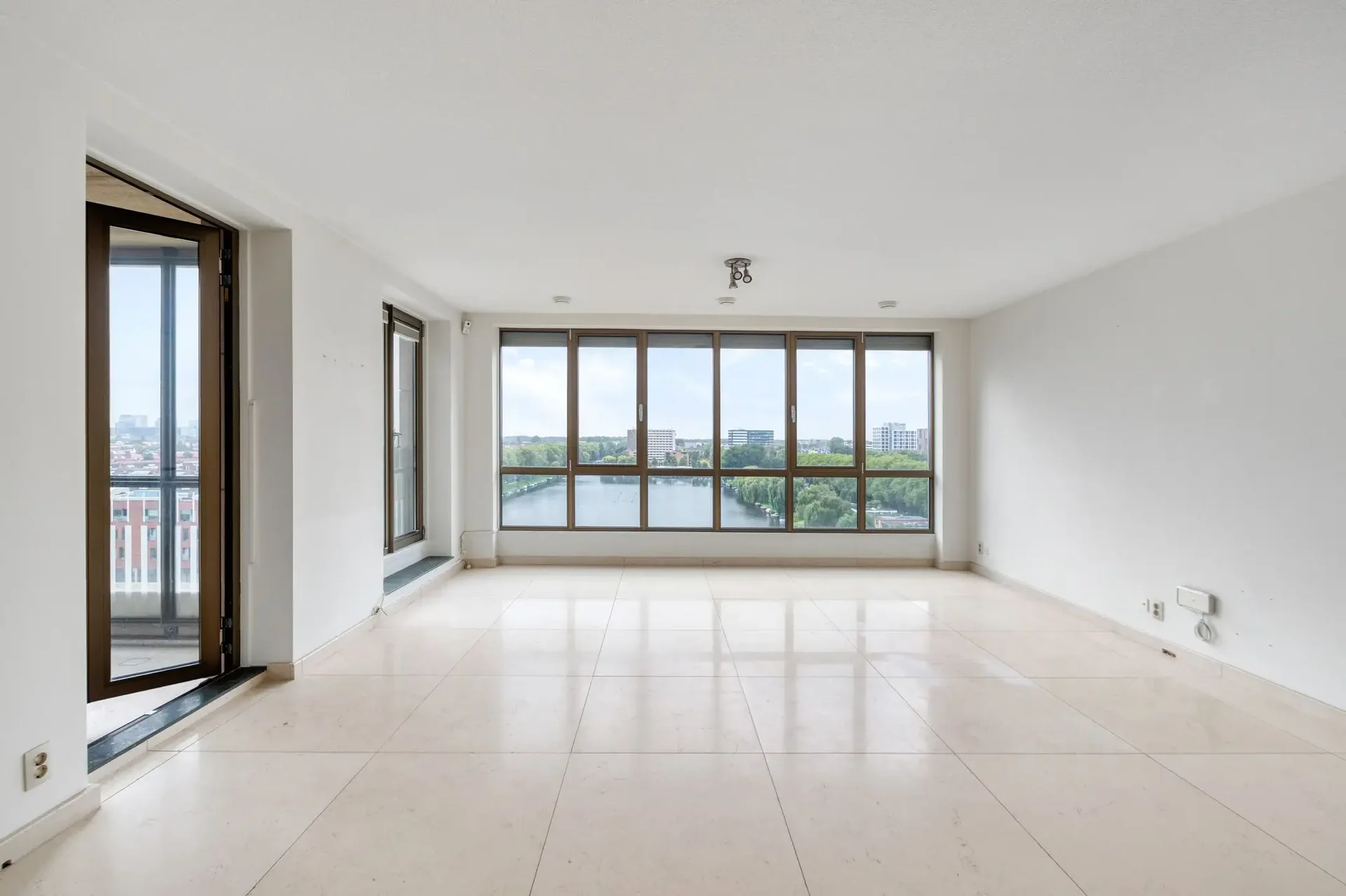 Foto van de Appartement gelegen aan de Saskia van Uijlenburgkade in Amsterdam