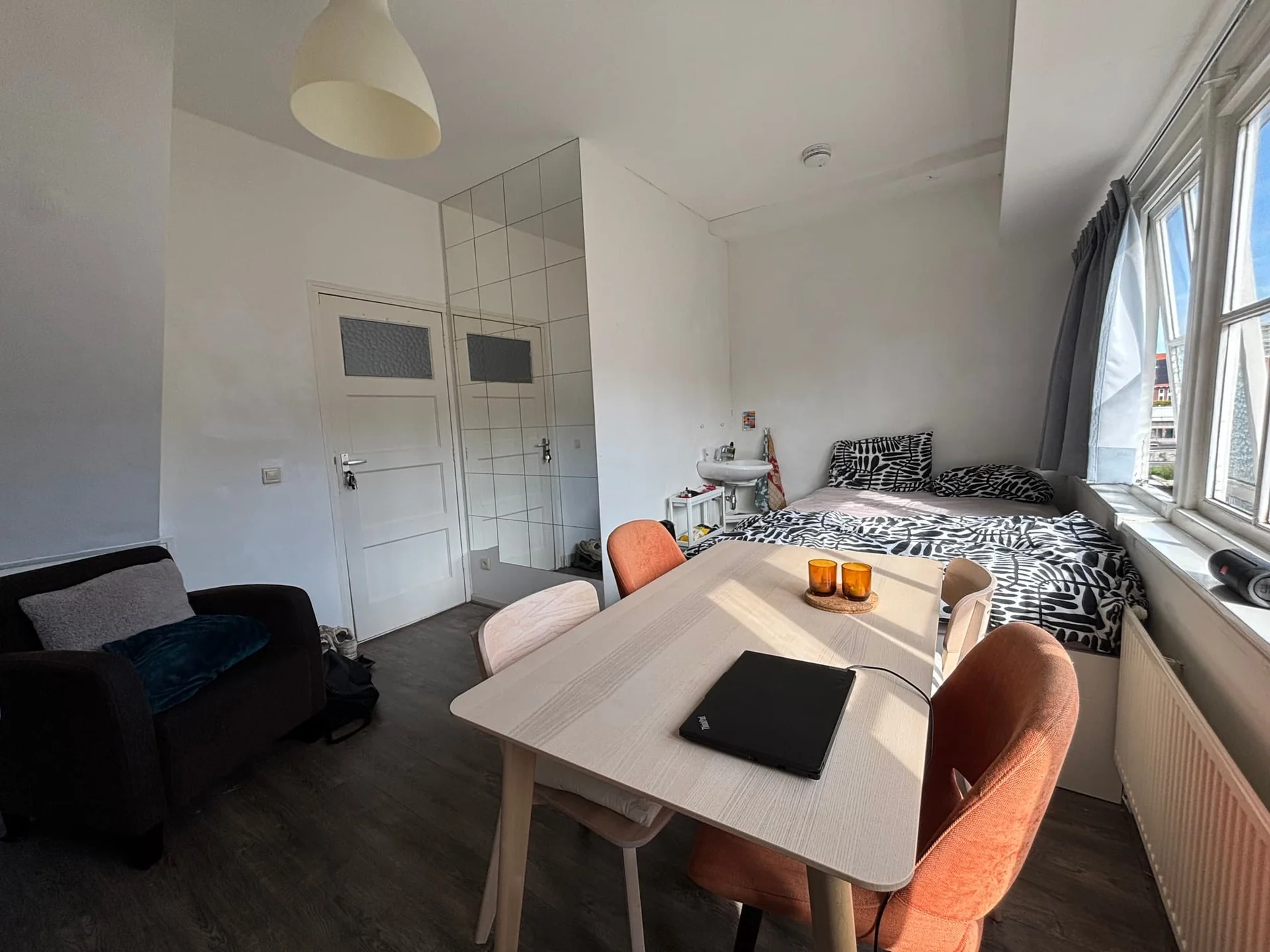 Foto van de Kamer gelegen aan de Van der Waalsstraat in Groningen