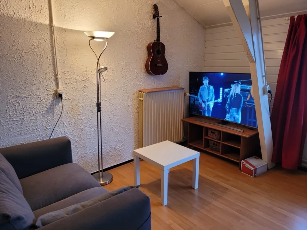 geblurde versie van de foto als achtergrond