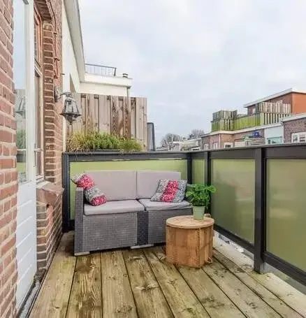 geblurde versie van de foto als achtergrond