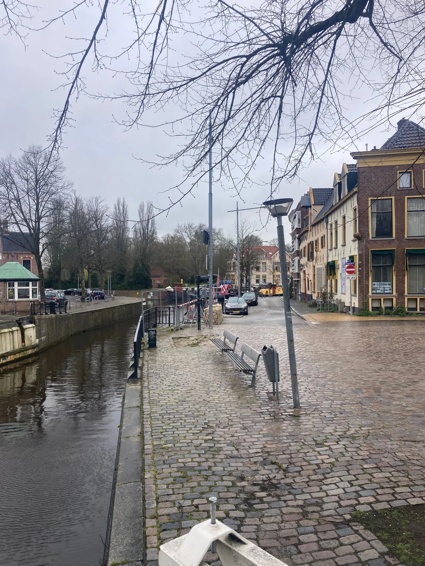 geblurde versie van de foto als achtergrond