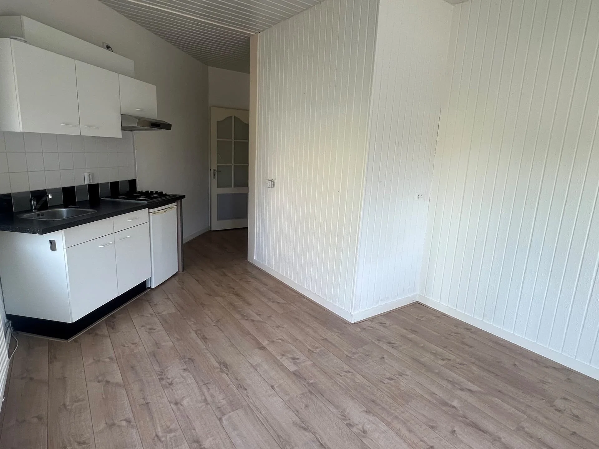 Foto van de Kamer gelegen aan de E. Thomassen a Thuessinklaan in Groningen
