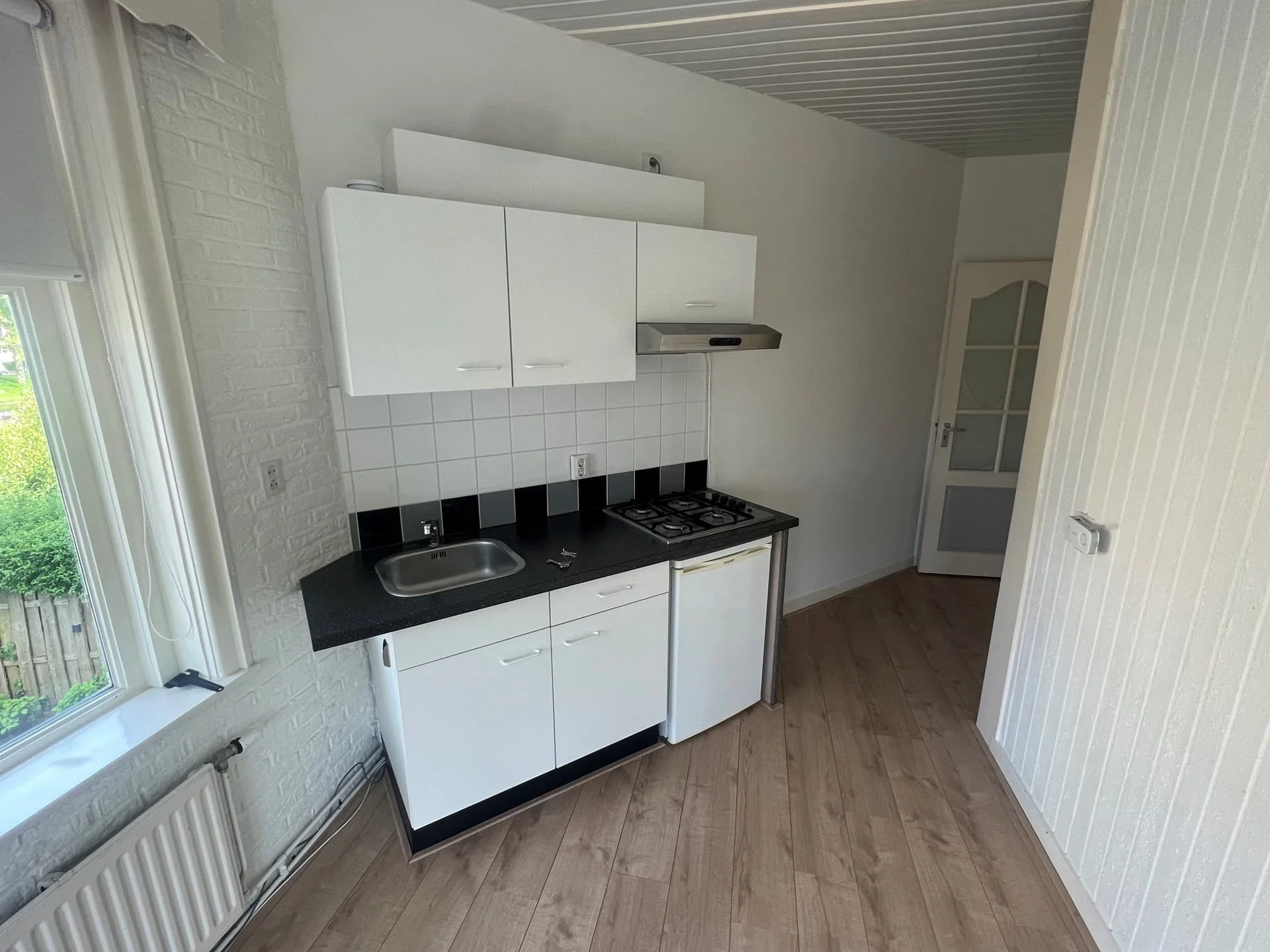 Foto van de Kamer gelegen aan de E. Thomassen a Thuessinklaan in Groningen
