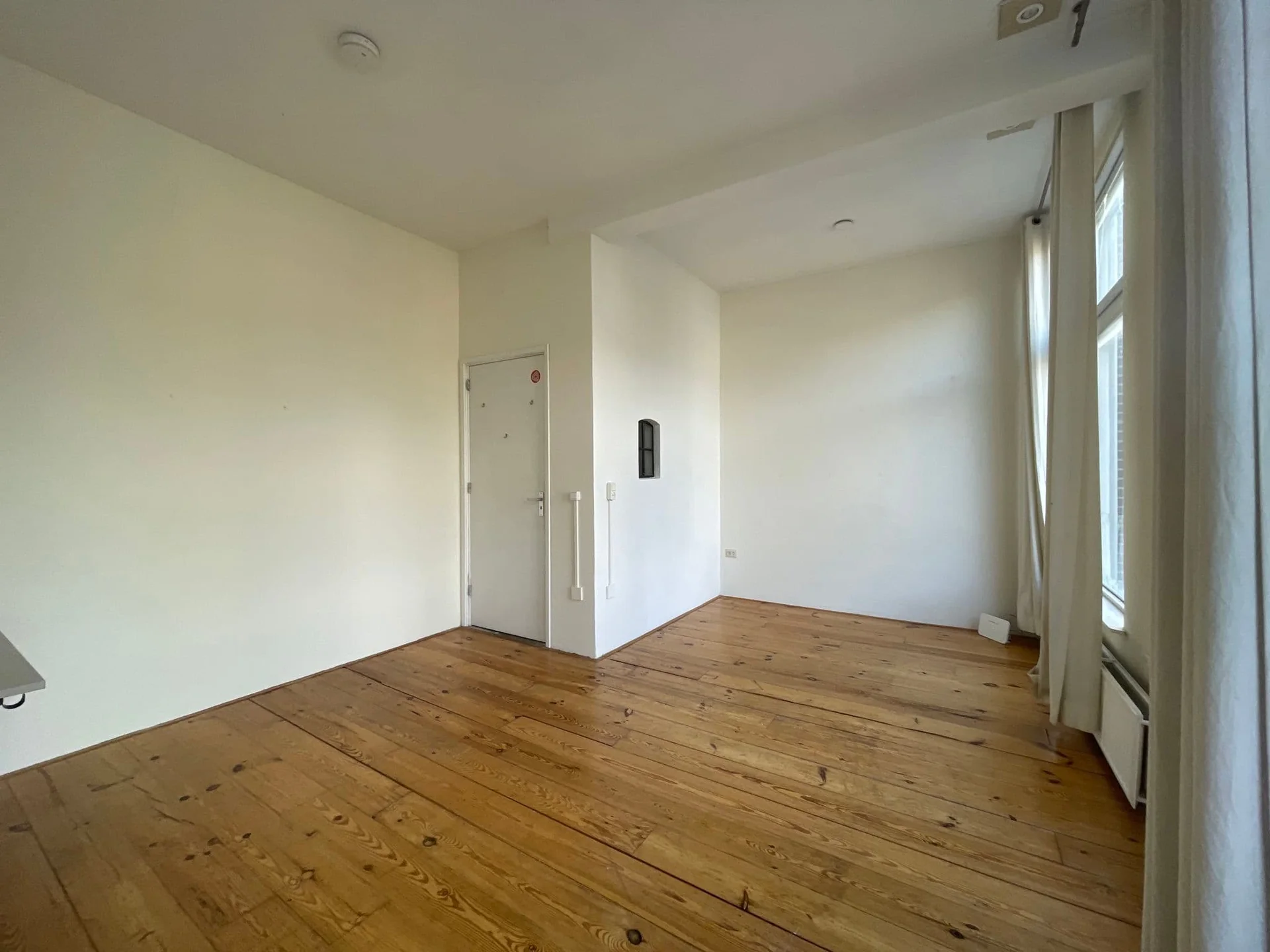Foto van de Kamer gelegen aan de Van Sijsenstraat in Groningen
