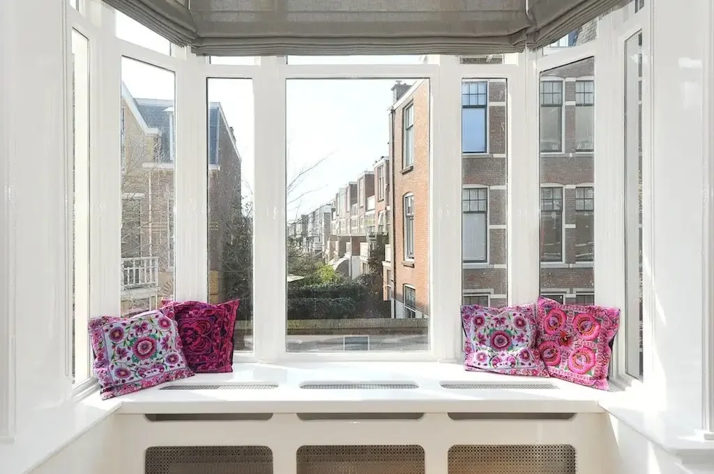 geblurde versie van de foto als achtergrond