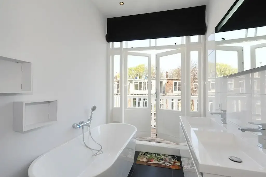 geblurde versie van de foto als achtergrond