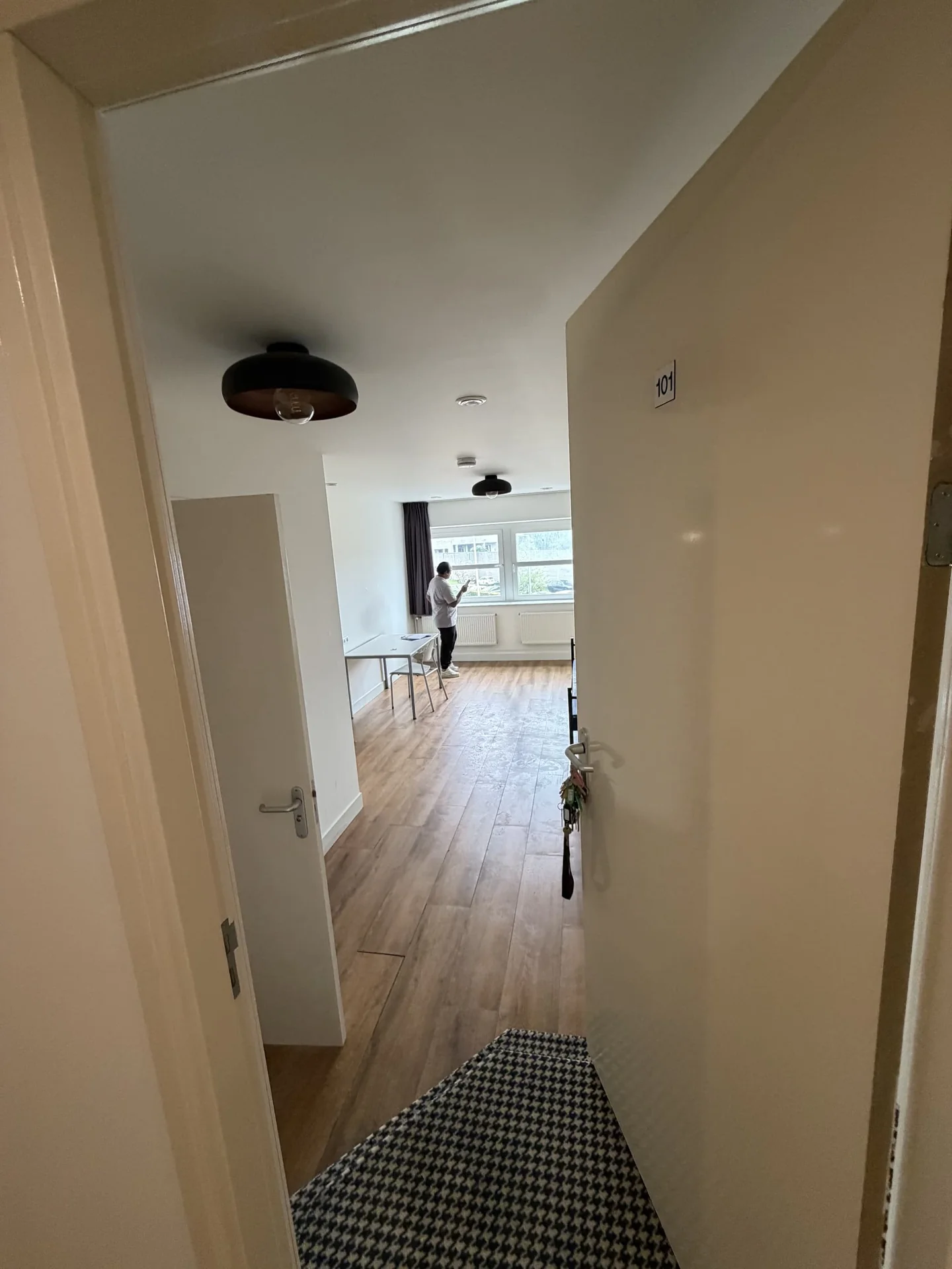 Foto van de Studio gelegen aan de Duivendrechtsekade in Amsterdam