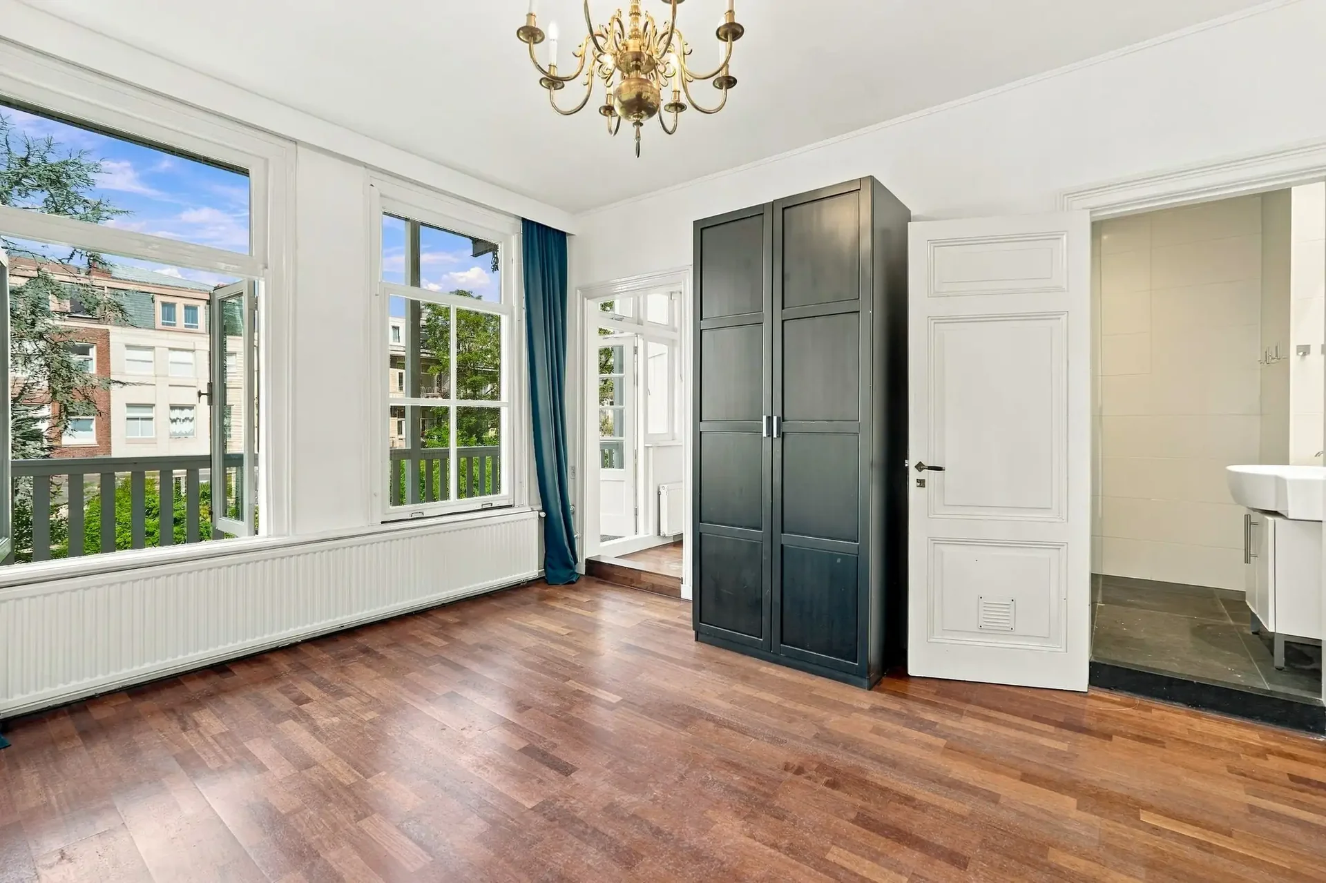 Foto van de Appartement gelegen aan de Ceintuurbaan in Amsterdam