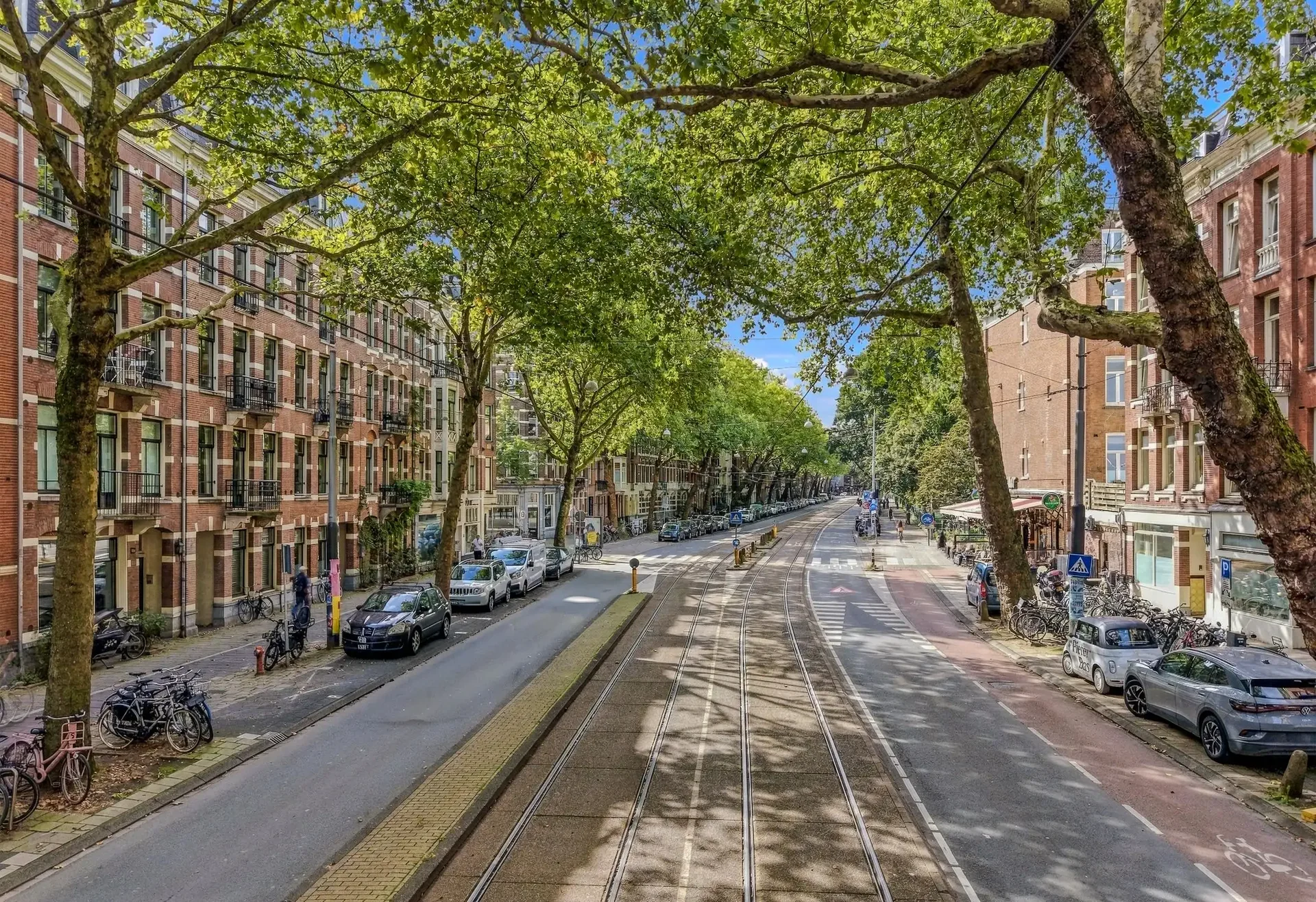Foto van de Appartement gelegen aan de Ceintuurbaan in Amsterdam