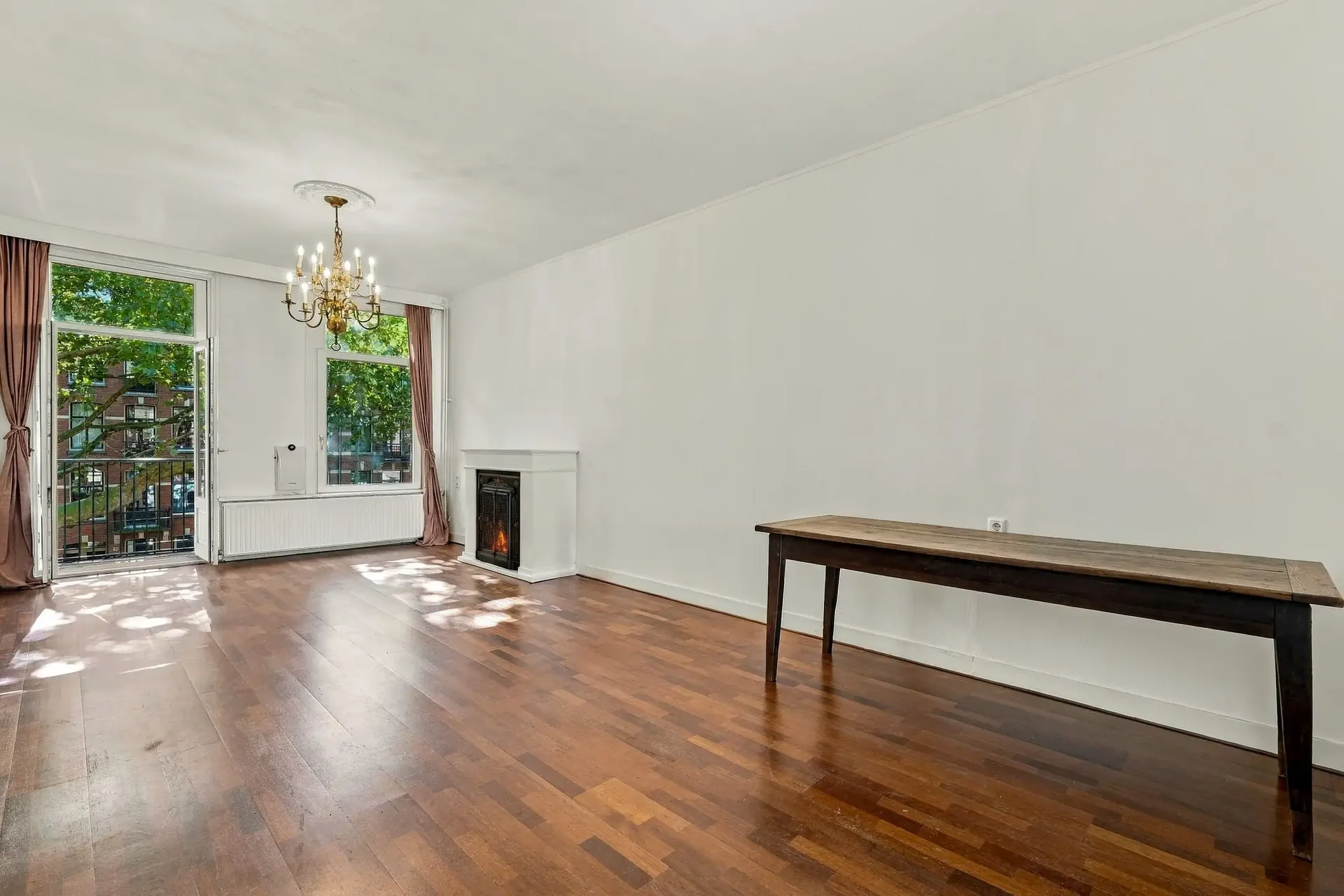 Foto van de Appartement gelegen aan de Ceintuurbaan in Amsterdam