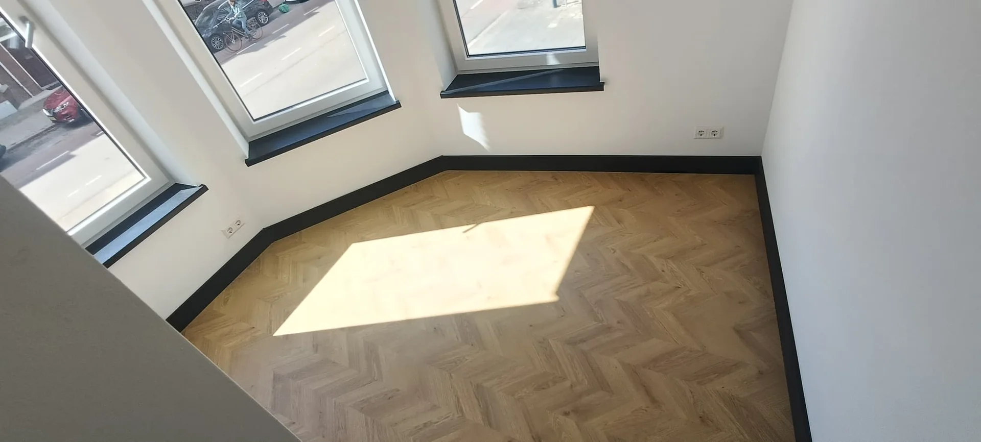 geblurde versie van de foto als achtergrond