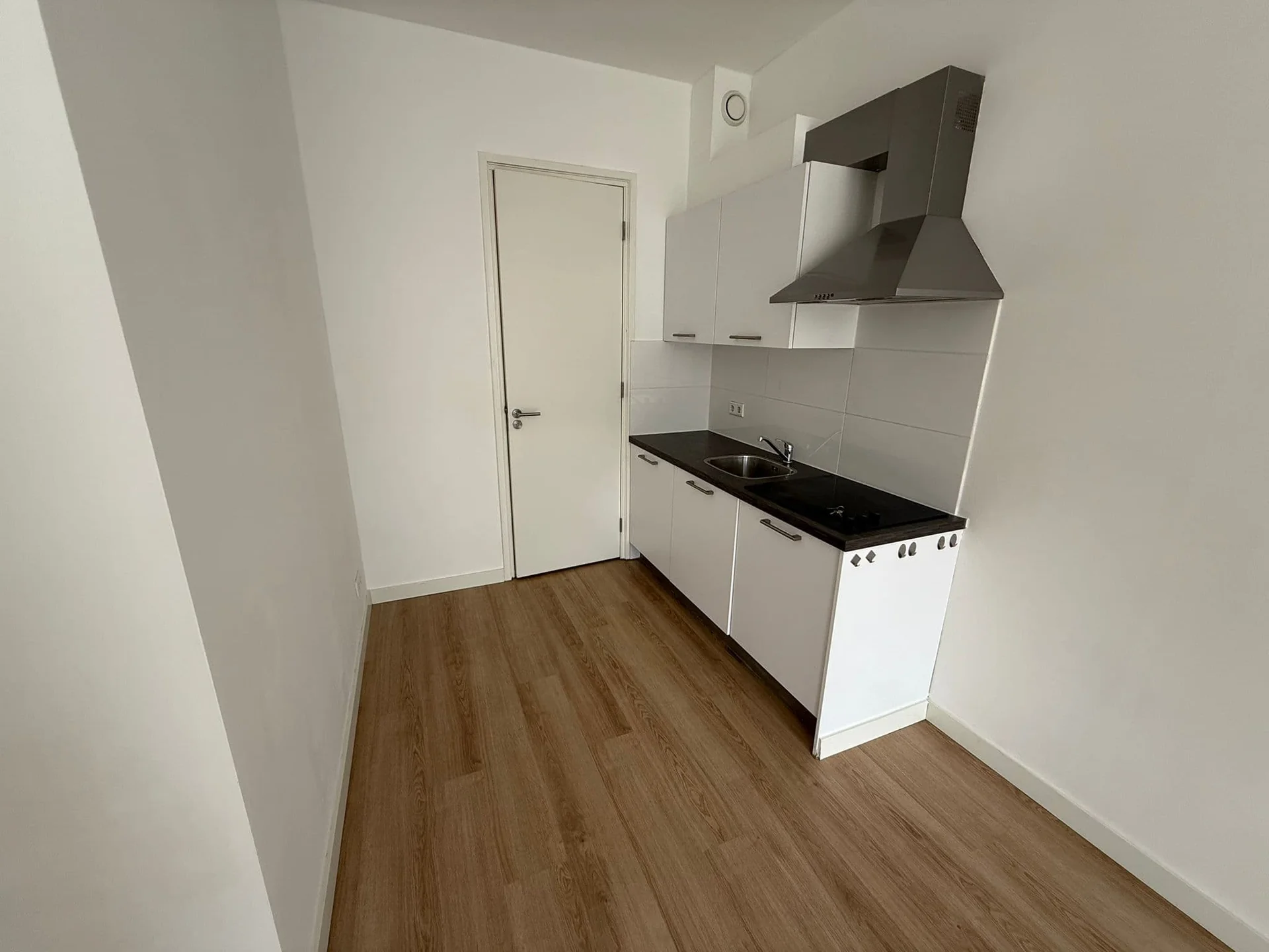 Foto van de Studio gelegen aan de Kerklaan in Groningen